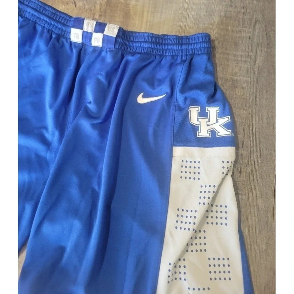 UK Kentucky Wildcats Nike Dri-Fit Authentic Mesh Basketball Shorts Men's XL NCAA
